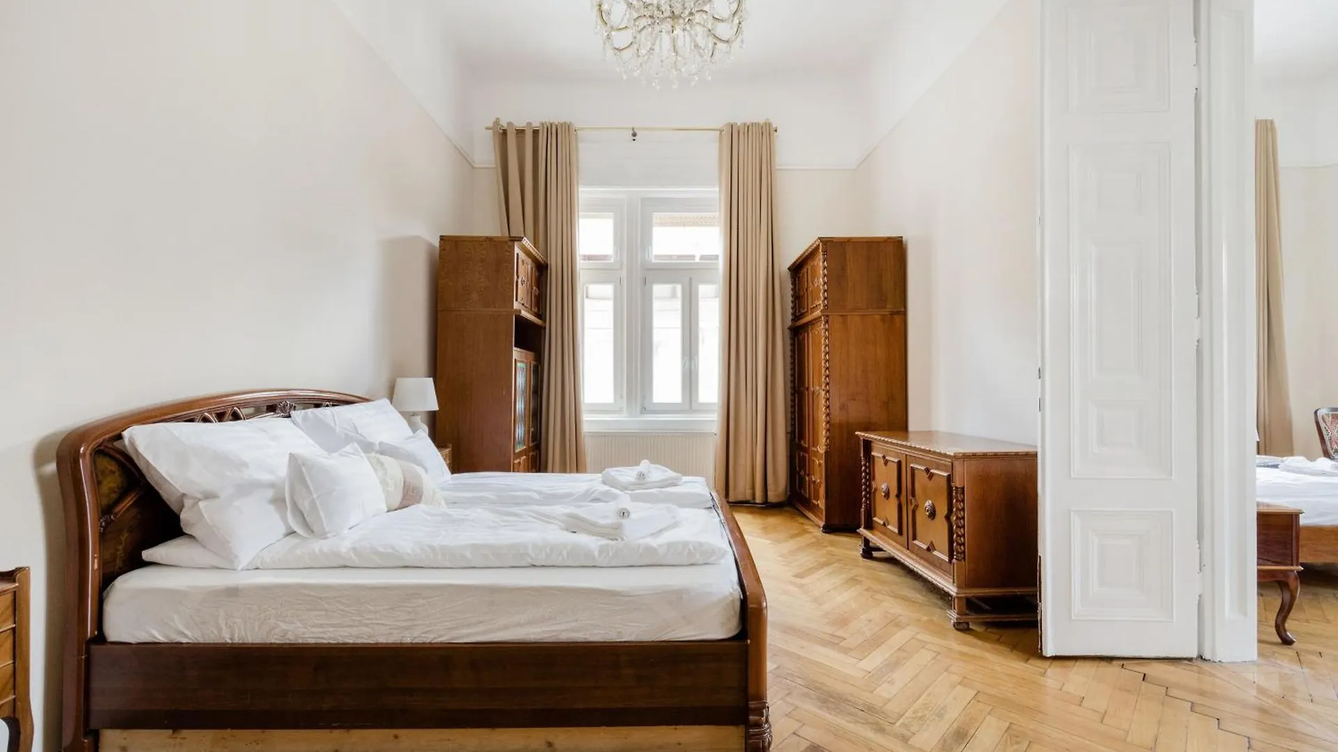 Vintagebuild2Bdr2Bthr Apartment Budapest