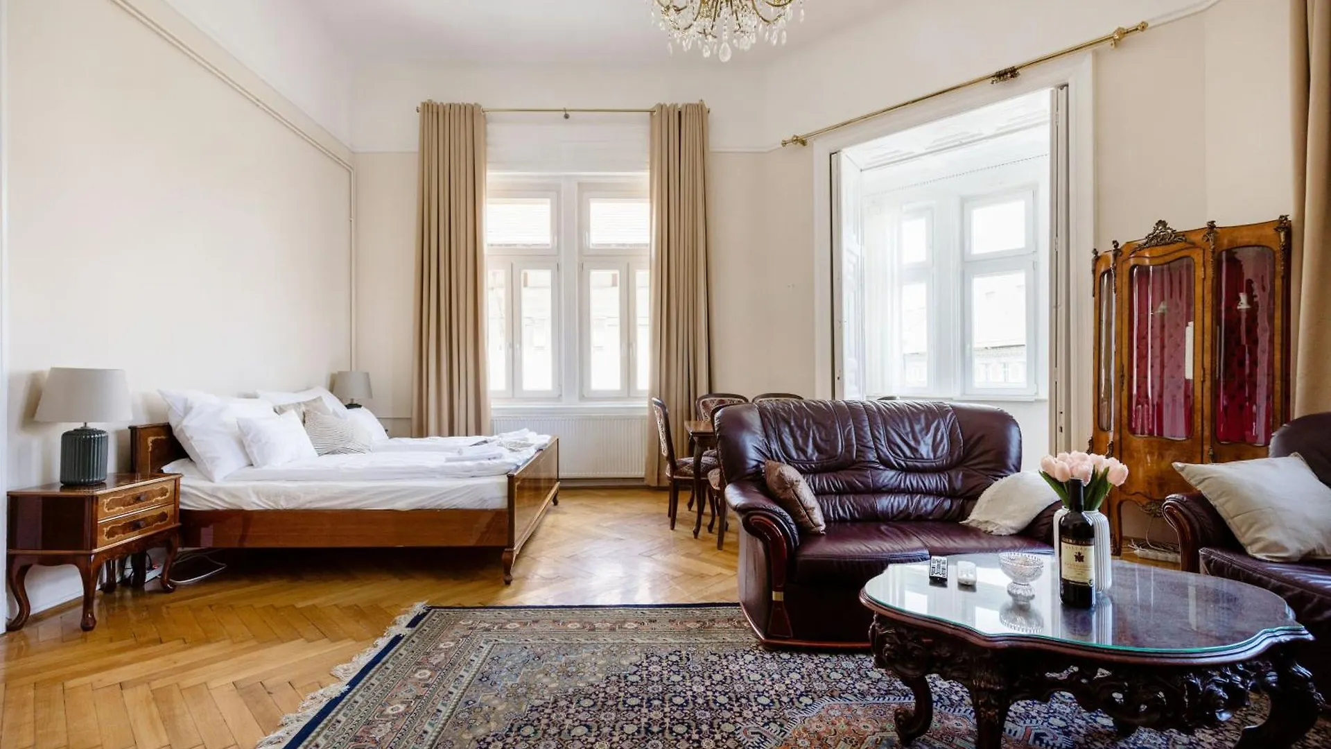 Vintagebuild2Bdr2Bthr Apartment Budapest