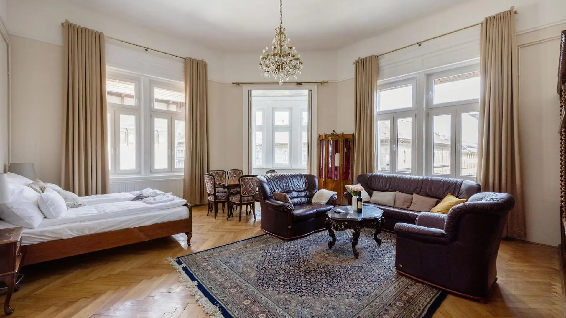 Vintagebuild2Bdr2Bthr Apartment Budapest